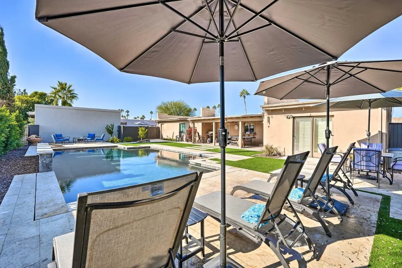 High-End And Luxe Scottsdale Gem With Pool And Yard Villa Phoenix